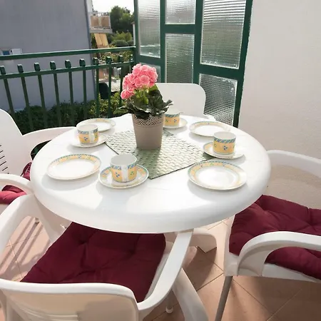 Apartment Mirjana