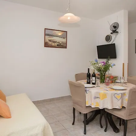 Mirjana Apartment Vodice