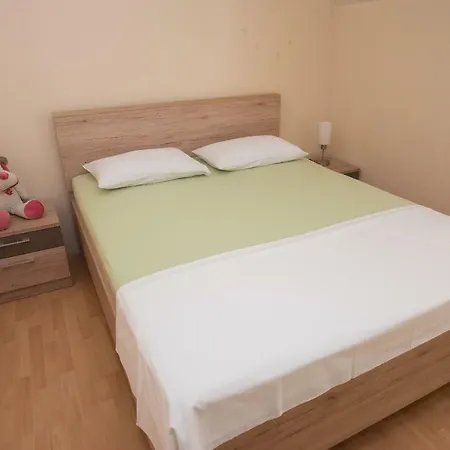 Apartment Mirjana